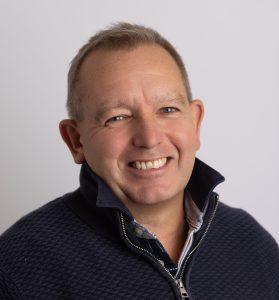 Headshot of Ian Clarke